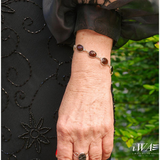 Model wearing 925 Sterling Silver Bracelet