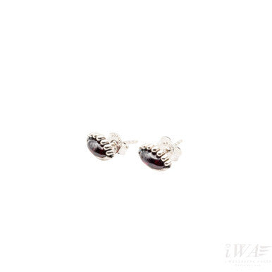 Garnet gemstone Stud earring