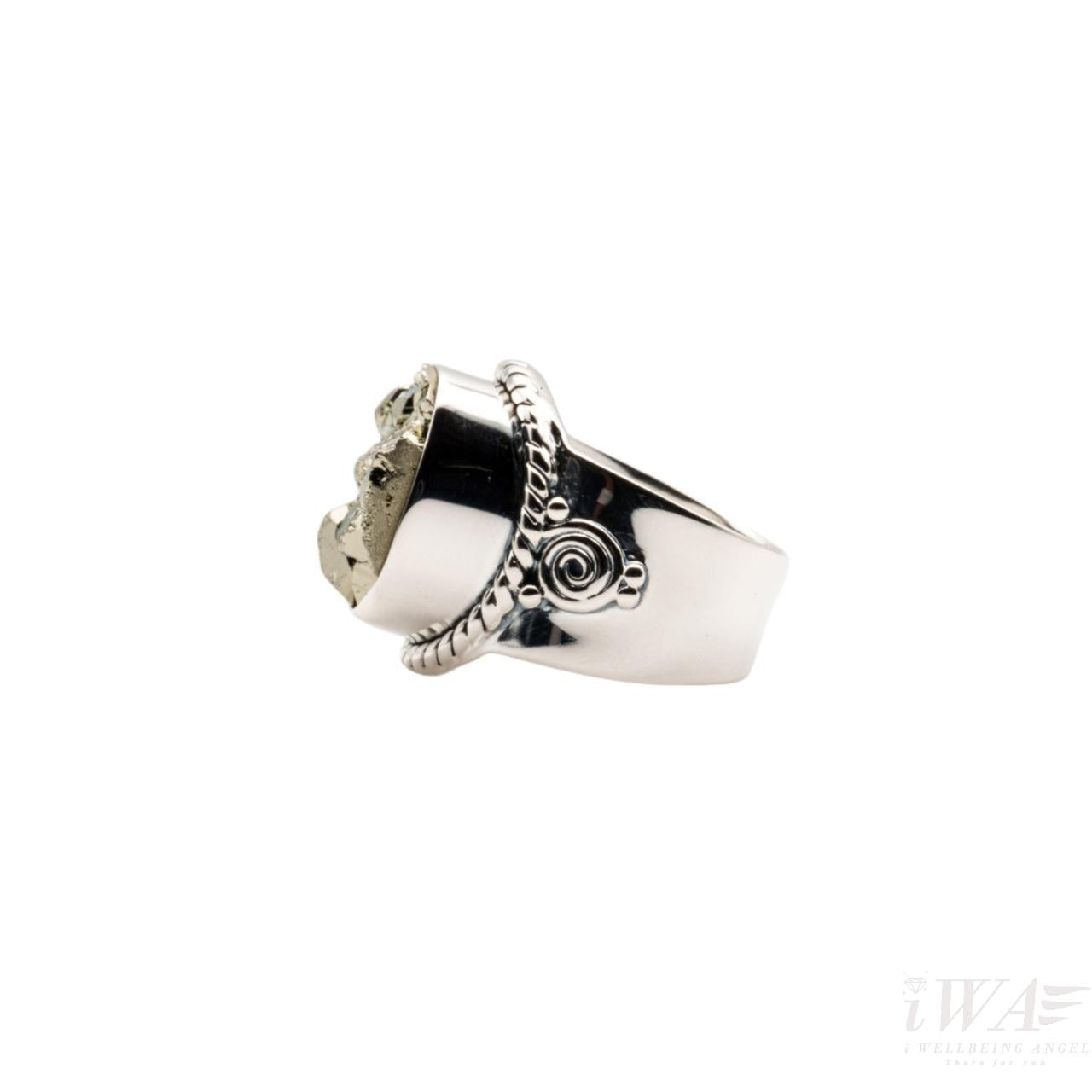 iWAs Pyrite Ring Ubertas design side view